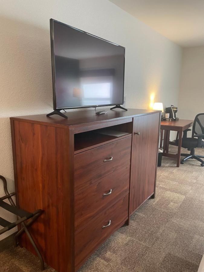 Queen Room with Two Queen Beds - Disability Access