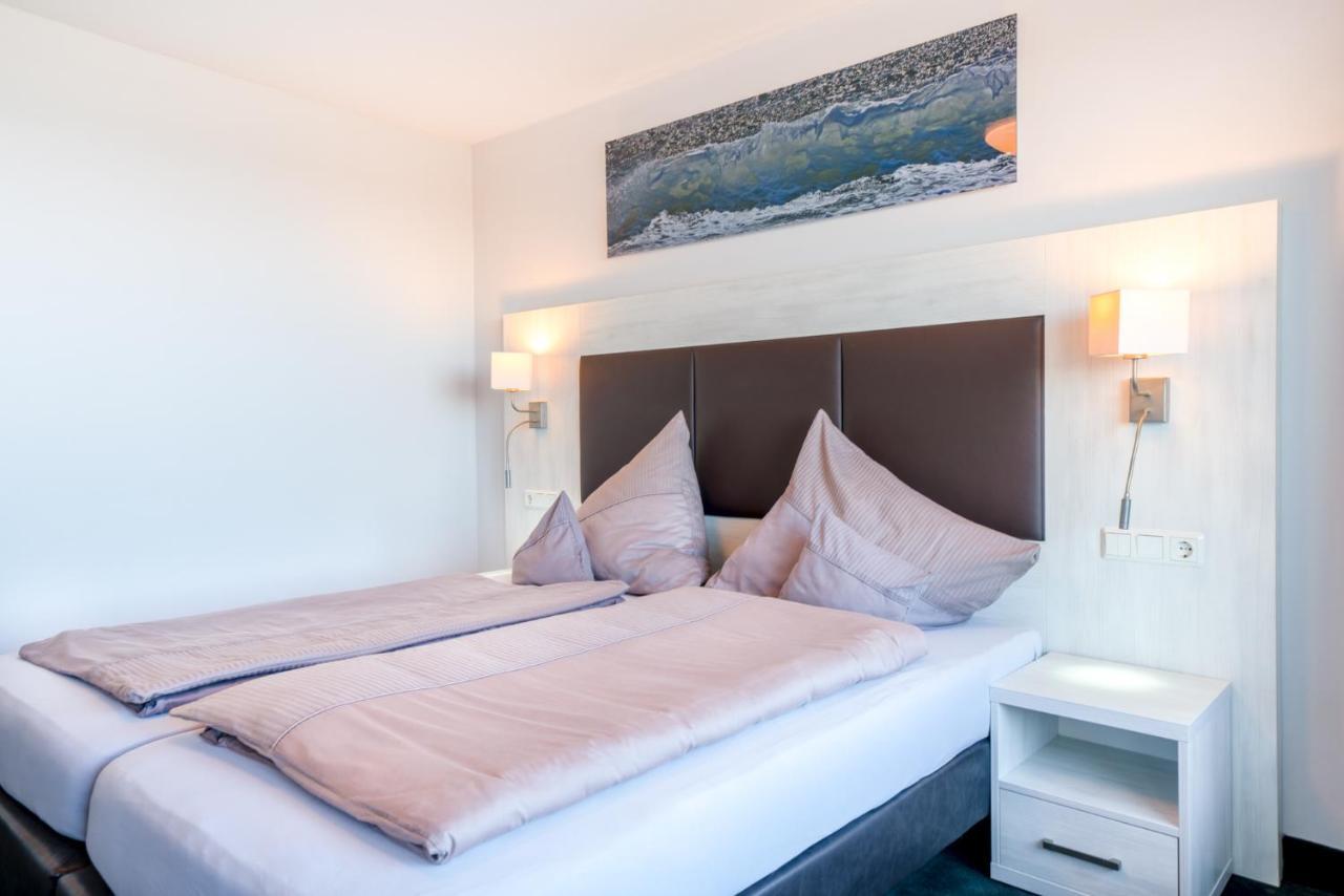 Doppelzimmer mit Meerblick und Balkon
