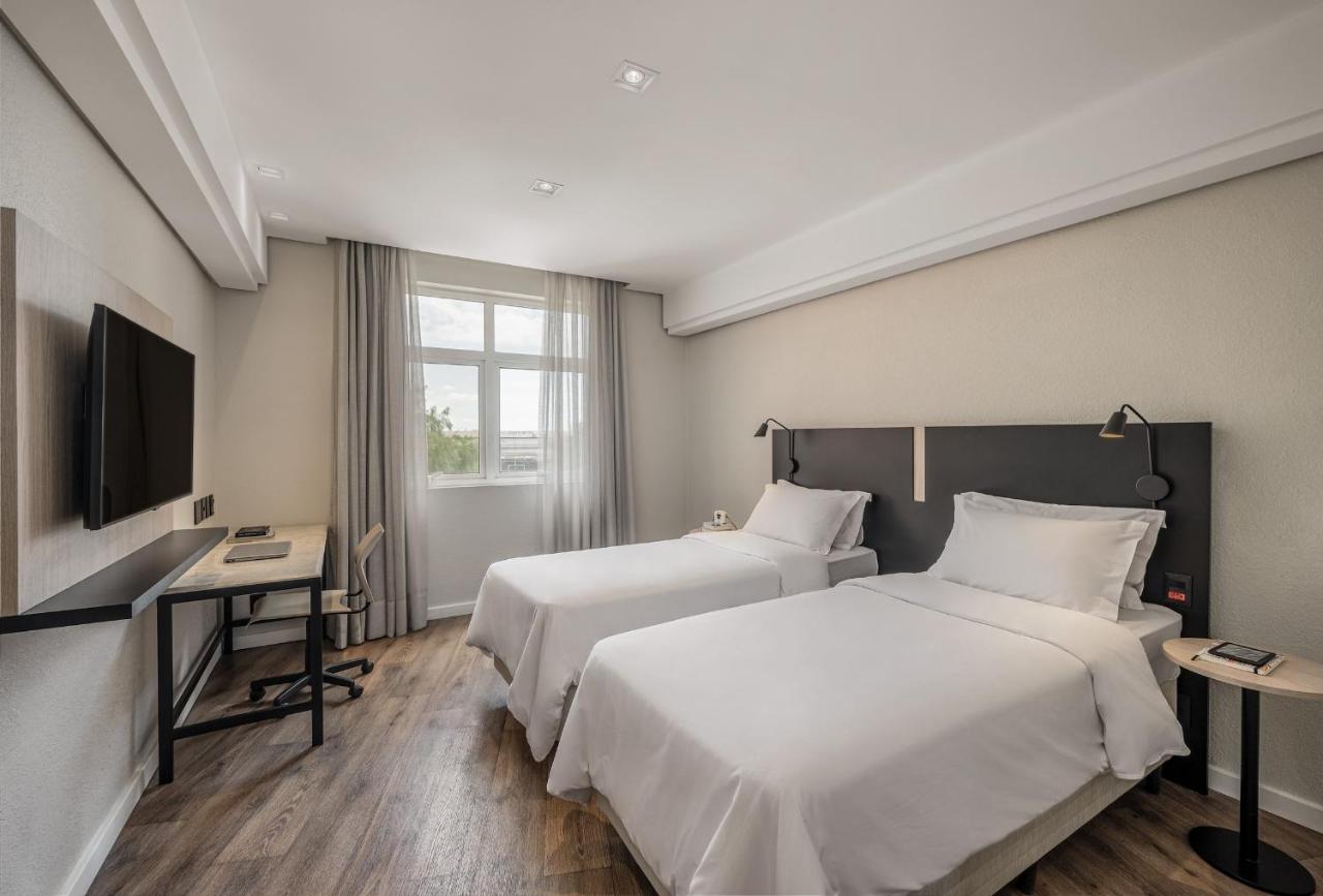 Standard Twin Room 2 singles beds