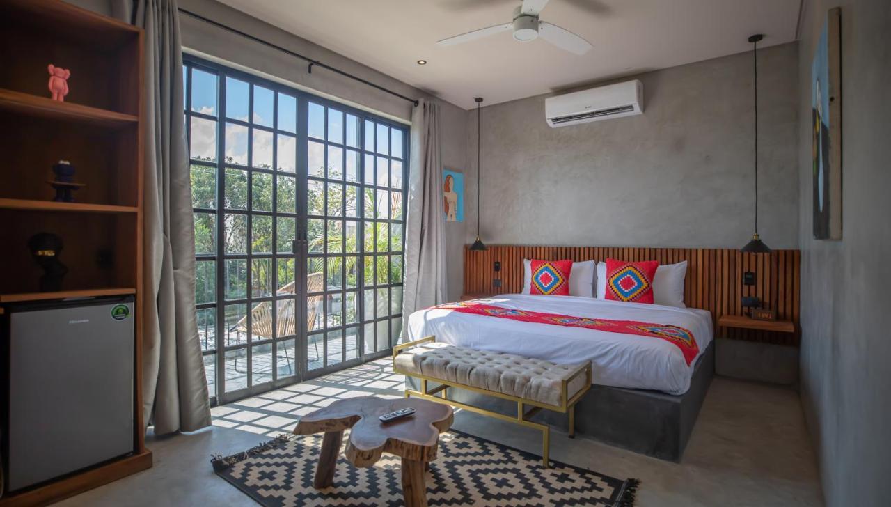 Kamer met Kingsize Bed en Balkon