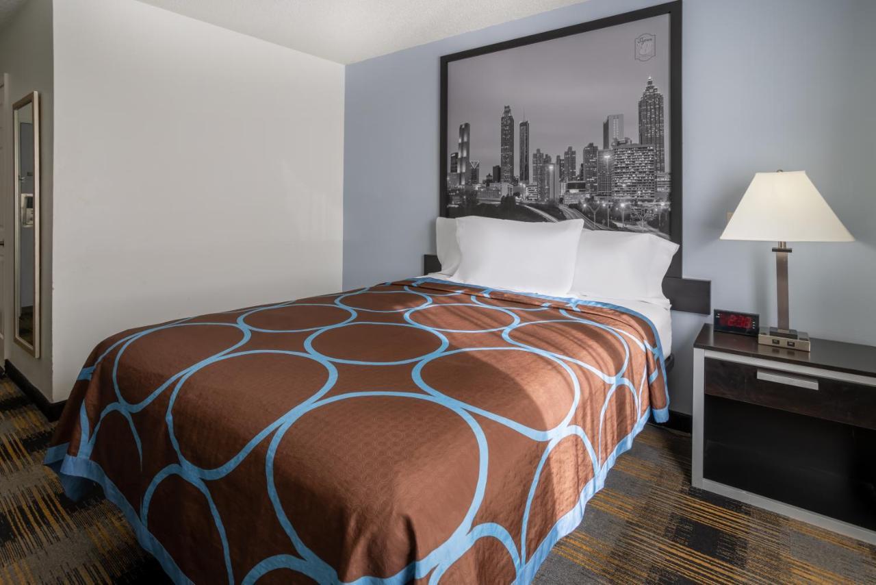 Queen Room - Disability Access/Non-Smoking