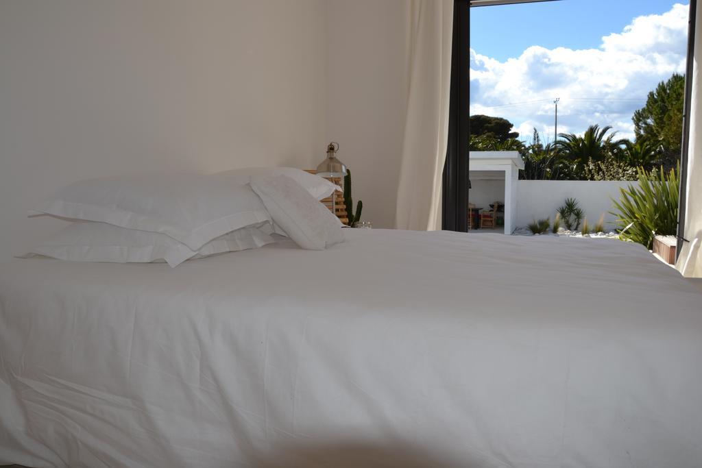 Chambre Double - Vue sur Piscine