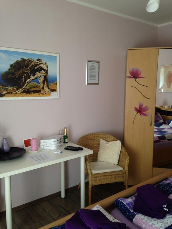 Doppelzimmer mit eigenem externen Bad