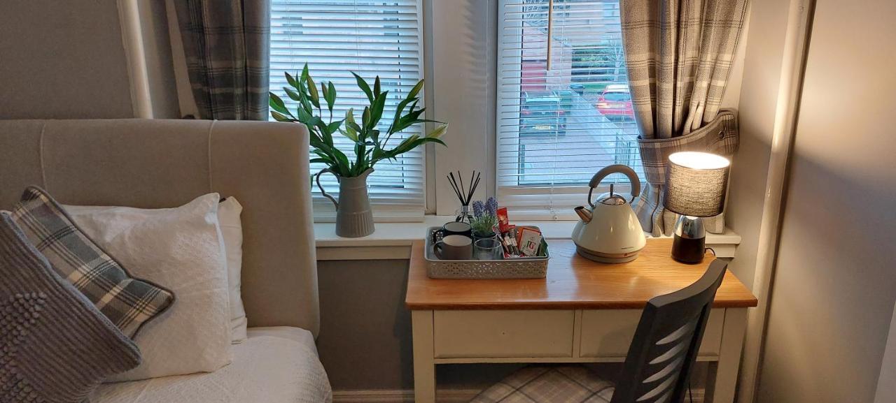 Zweibettzimmer mit eigenem Bad