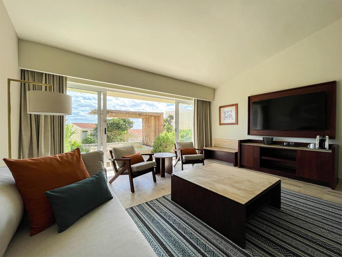 Villa Master Suite Plunge Pool