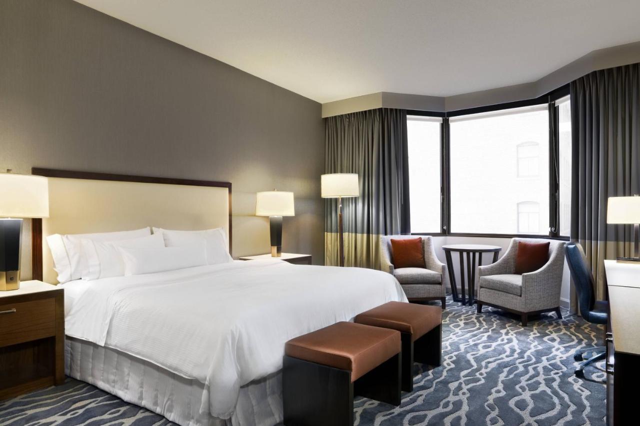 Quarto com 1 Cama King-size e Vista Limitada - Edifício Tower