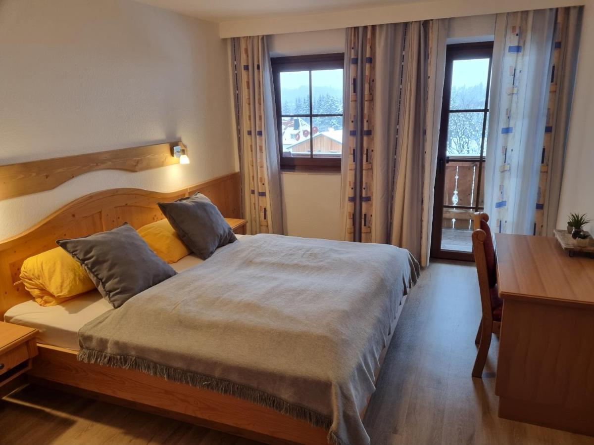 Dreibettzimmer