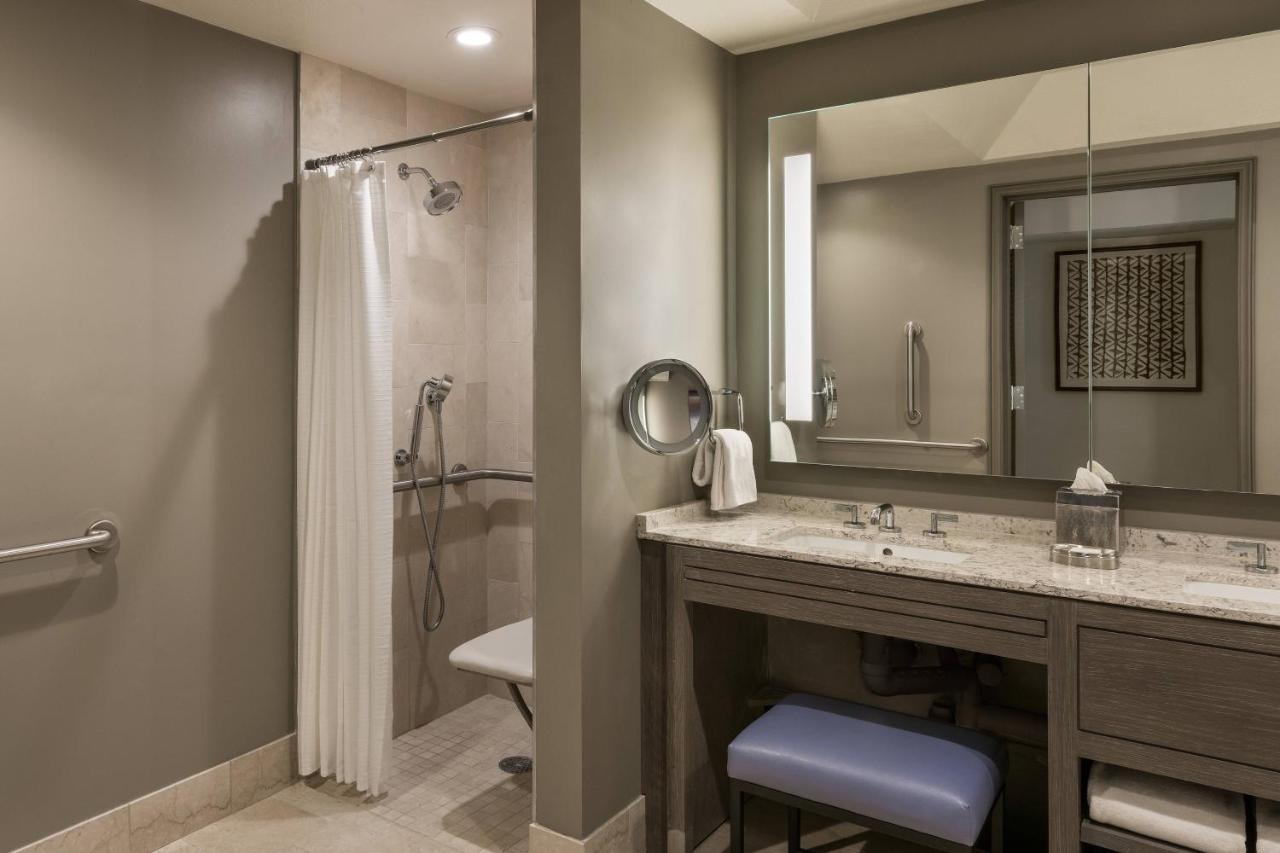 Superior, Guest room, 1 King, Resort view