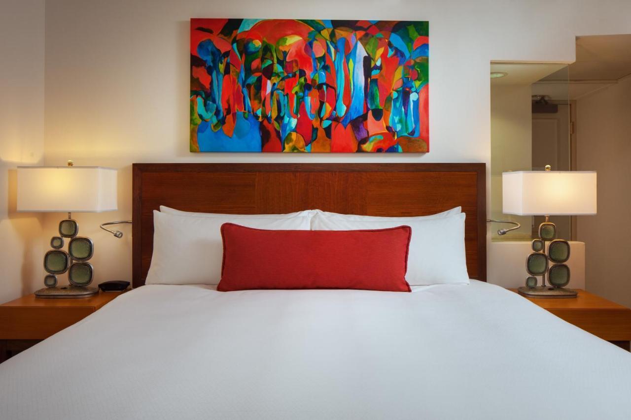 Zimmer Mailani Tower Ocean mit Kingsize-Bett