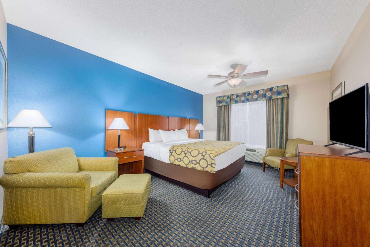 Two-Room King Suite - Non-Smoking