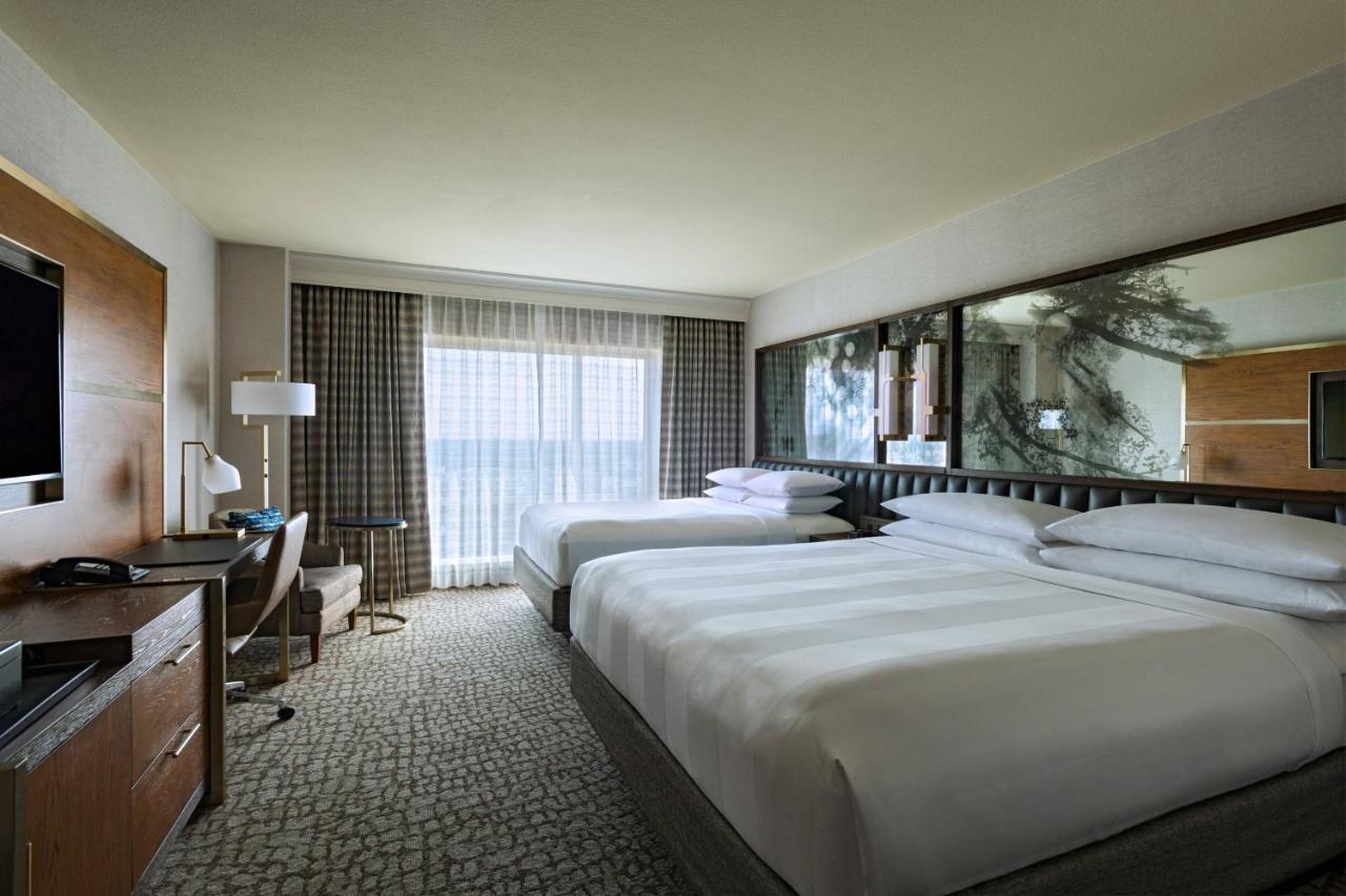 Guest Room with Two Double Beds