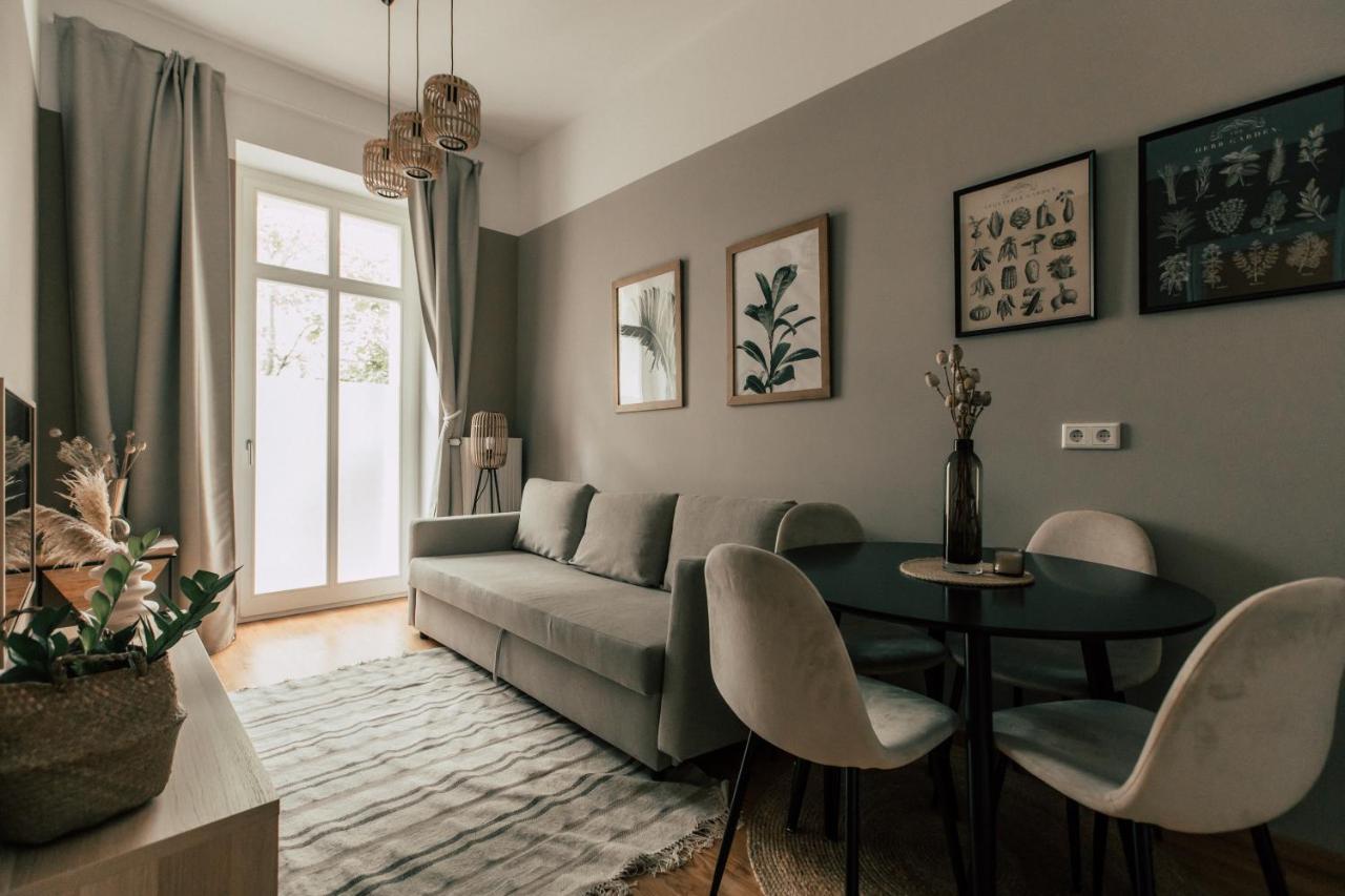 Two-Bedroom Apartment "Boho"