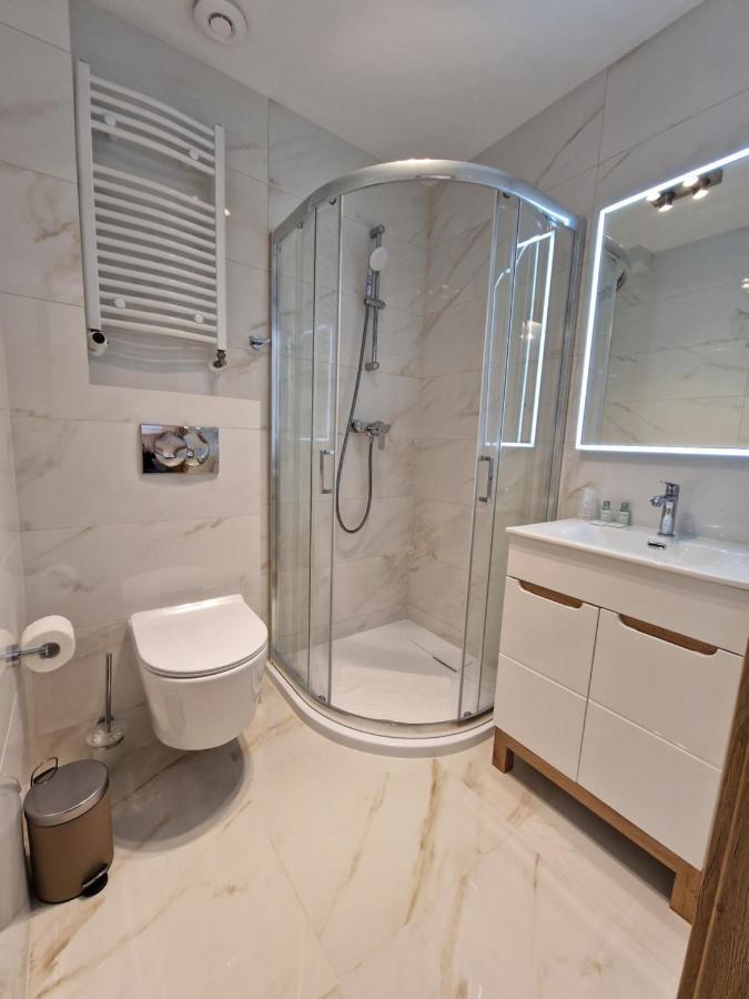 Doppelzimmer mit Balkon