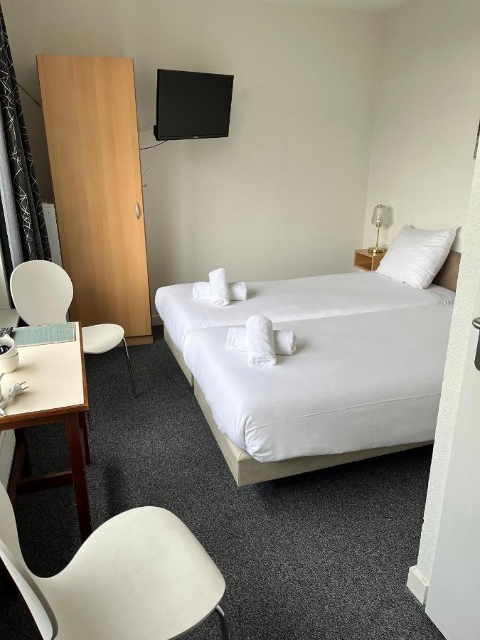 Budget Tweepersoonskamer met 2 Aparte Bedden