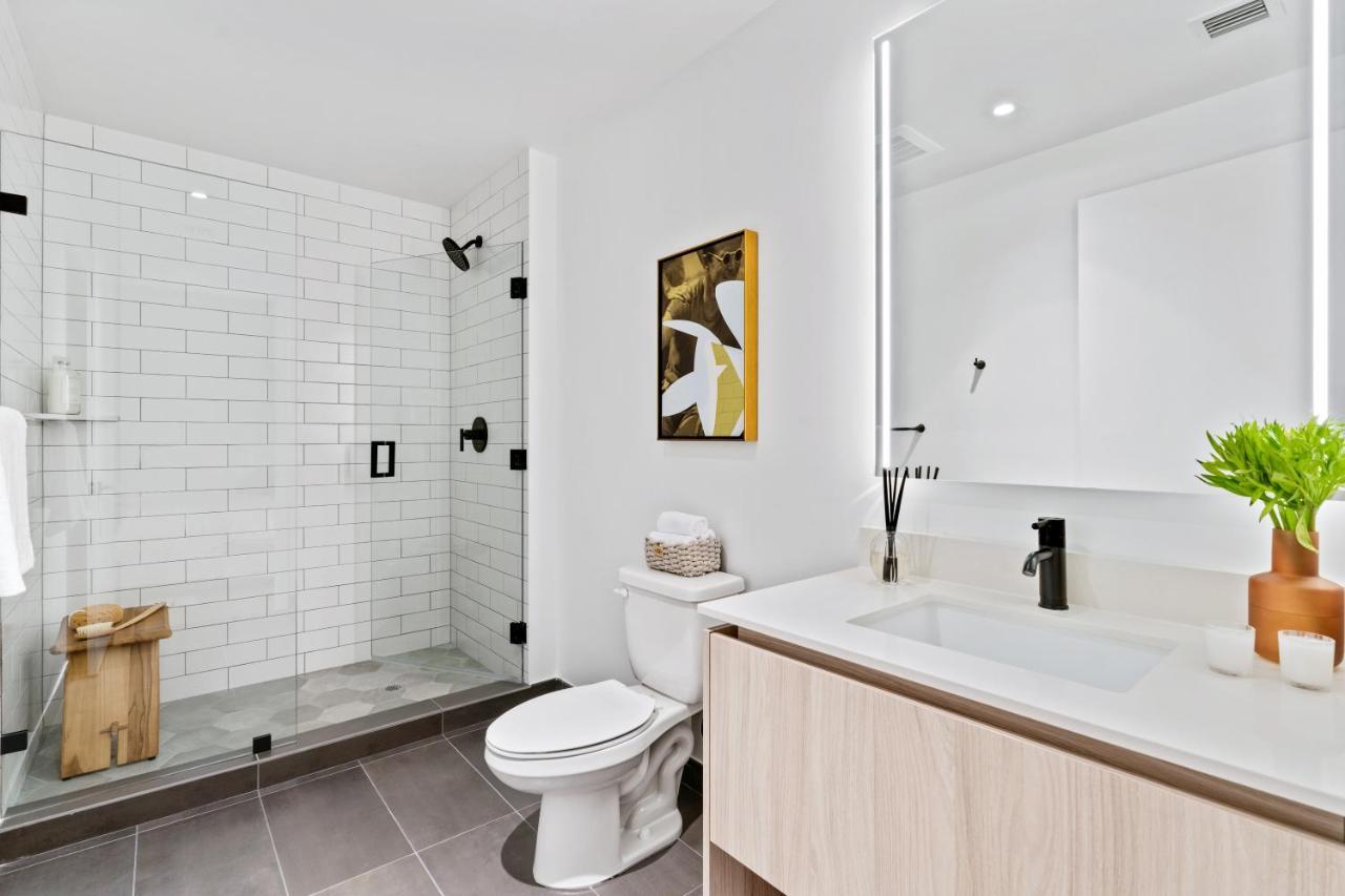 City View One Bedroom Suite with King Bed