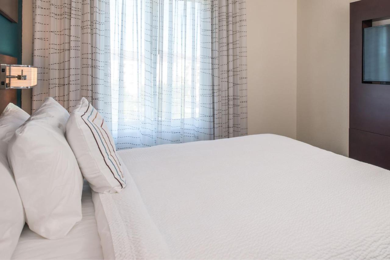One-Bedroom King Suite with Sofa Bed