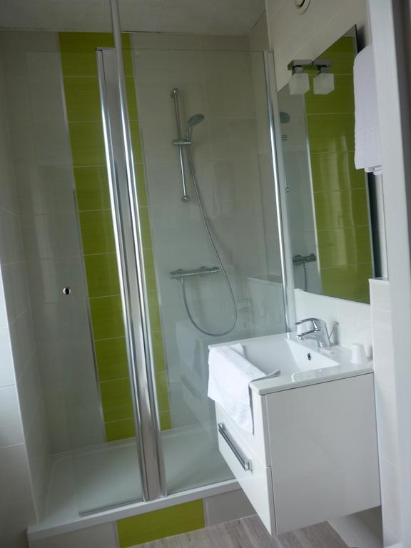 Chambre Double avec Douche