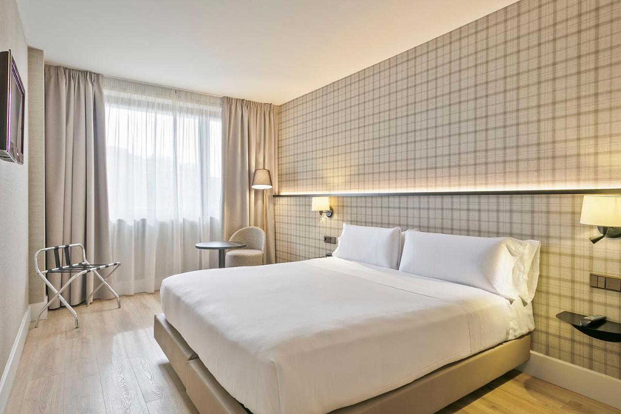 Quarto Superior com Cama Queen-size