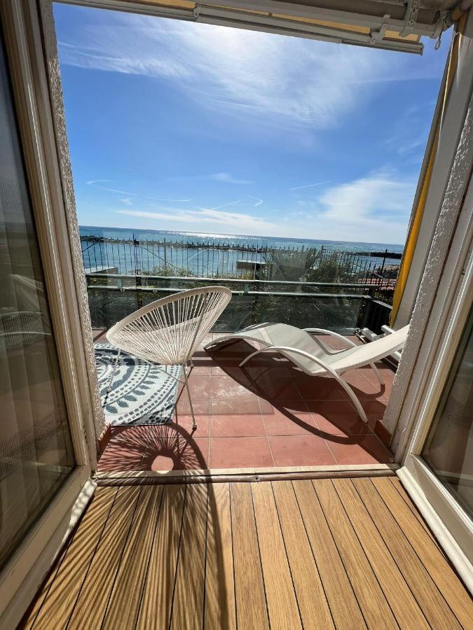 Chambre Triple Supérieure - Vue sur Mer