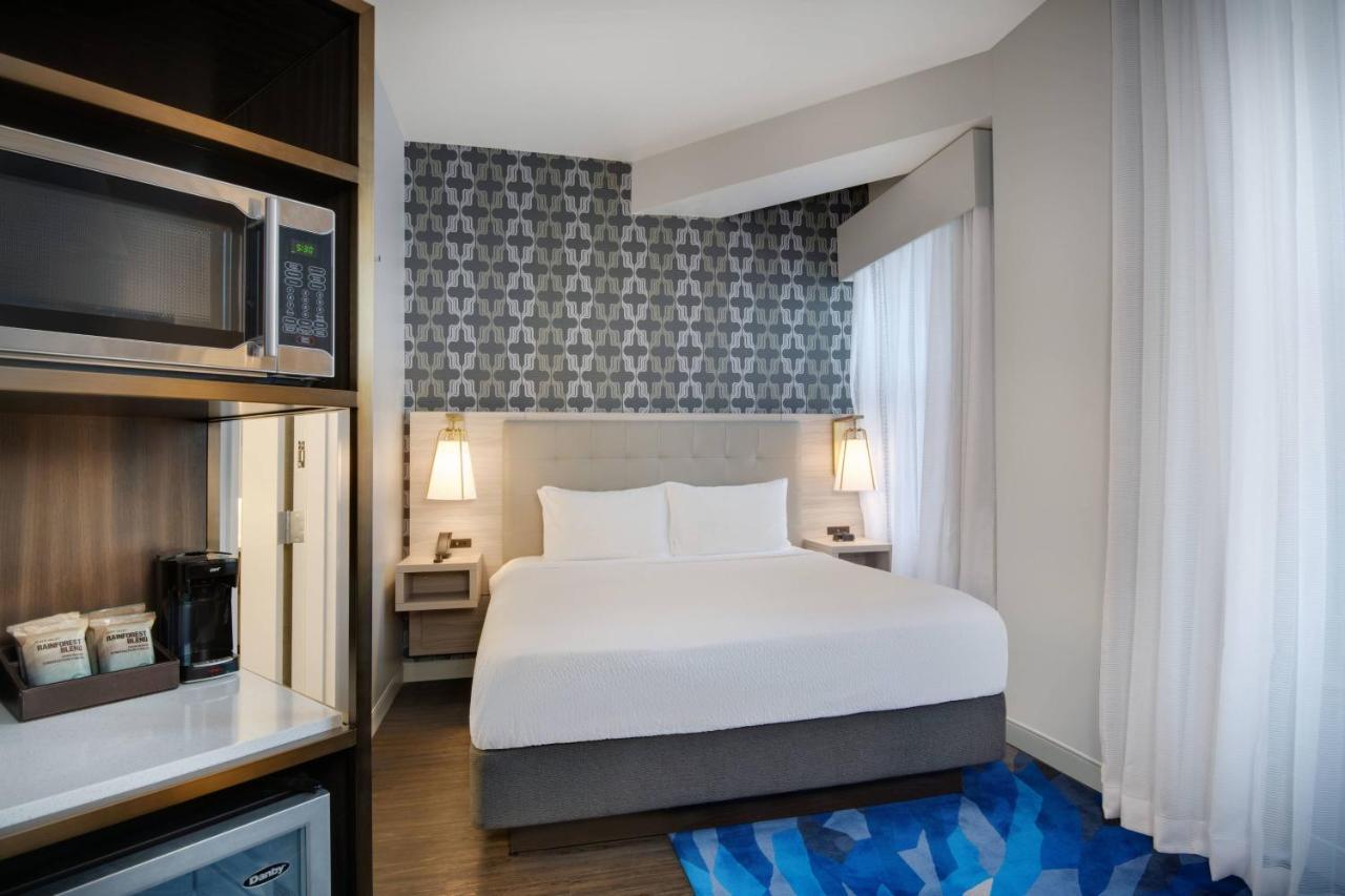 King Room with Adapted Tub - Mobility and Hearing Accessible,1616885044:JPEG