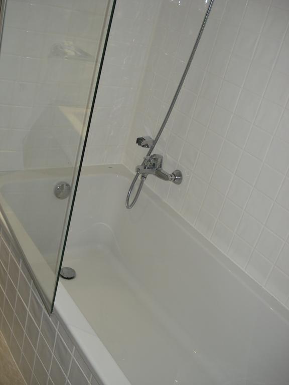 Triple Room with River View,136916565:JPEG