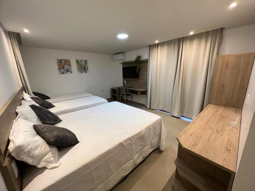 Quadruple Room,1369827482:JPEG
