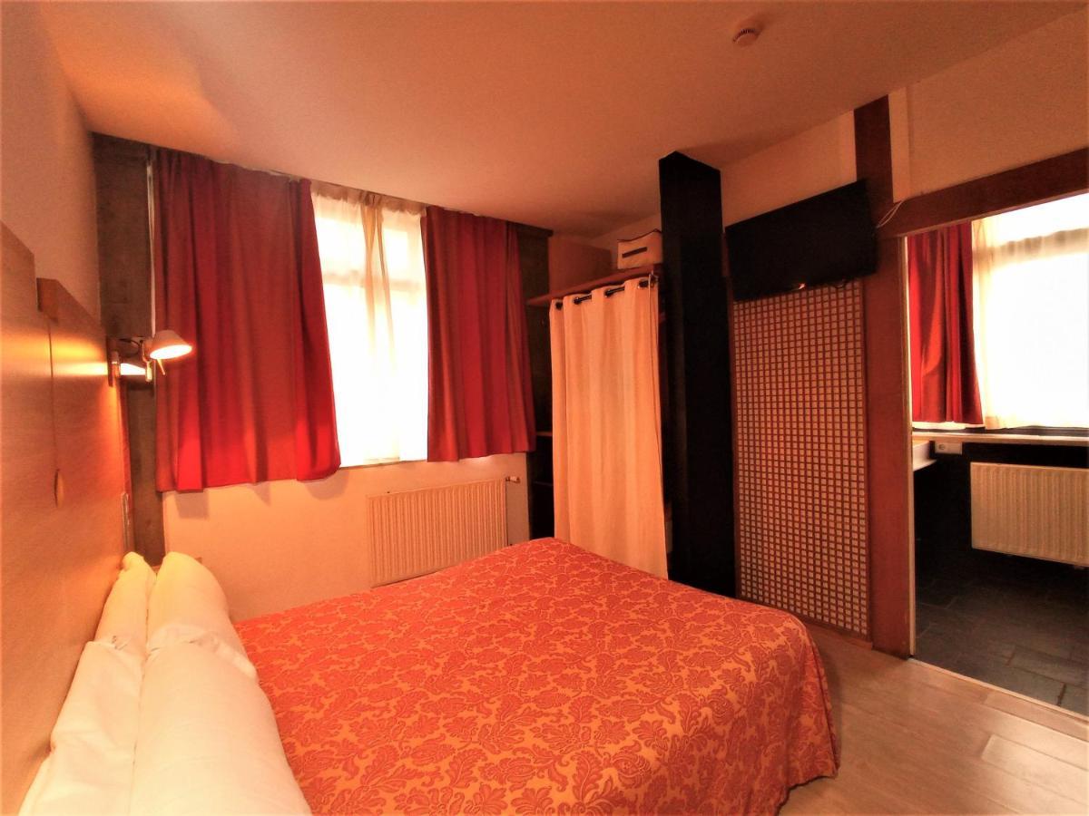 Double Room,1371052379:JPEG