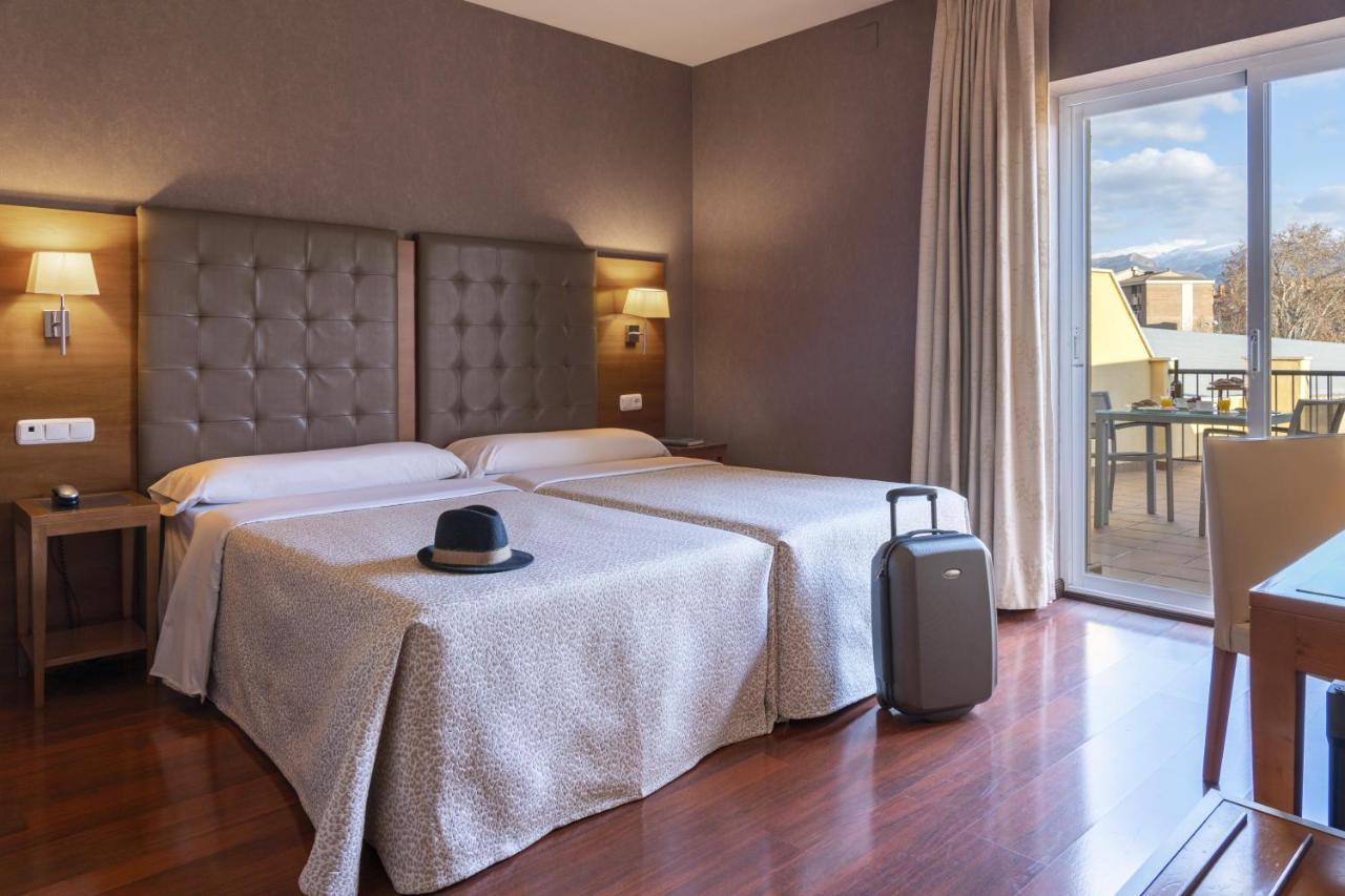Superior Double Room with Terrace,1377175259:JPEG
