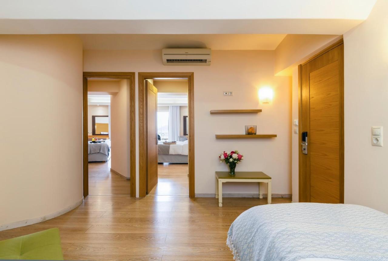 Familiesuite met 2 Slaapkamers en Uitzicht op Zee