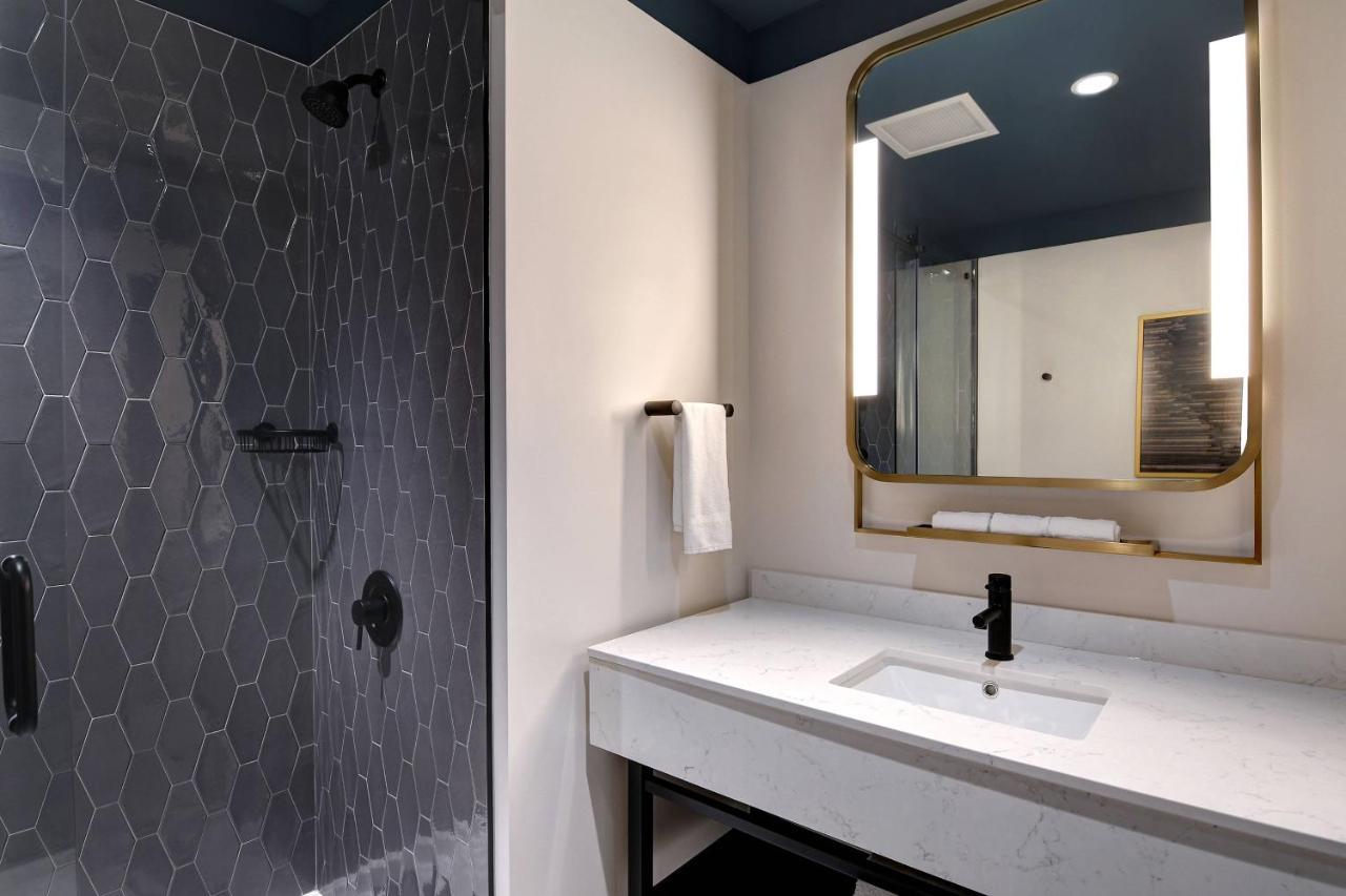 Larger Multi-Level Suite with Two King Beds and Transfer Shower - Mobility Access
