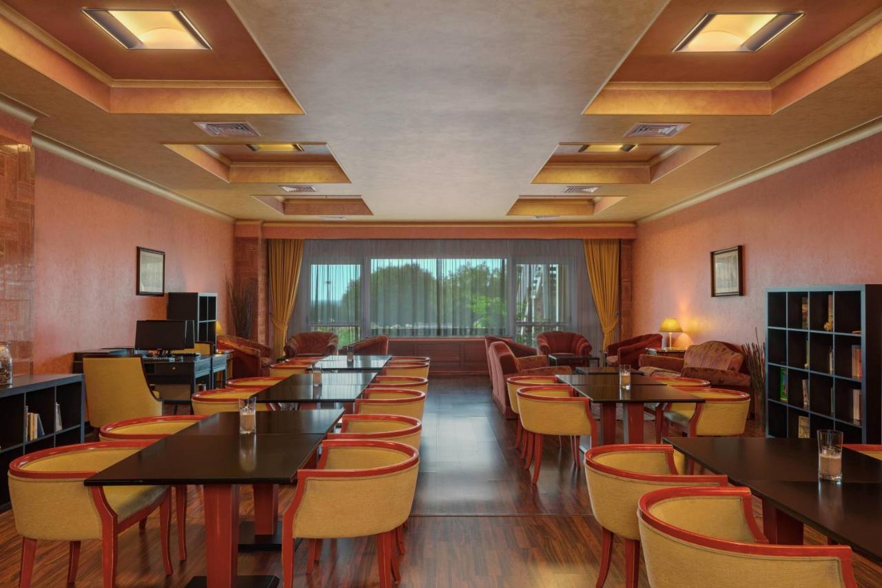 Chambre Double Exécutive avec Accès au Salon