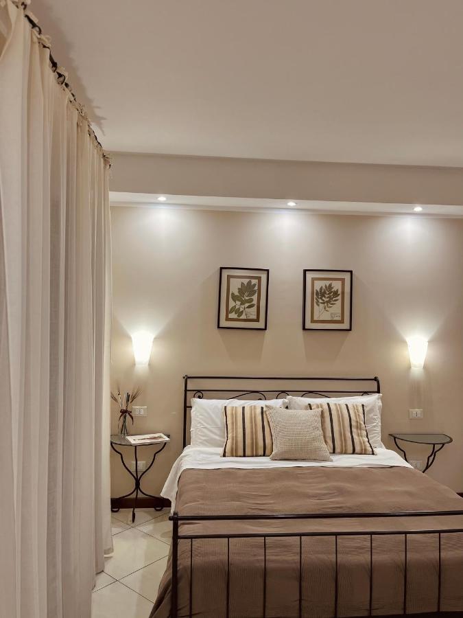 Triple Room,665750829:JPEG