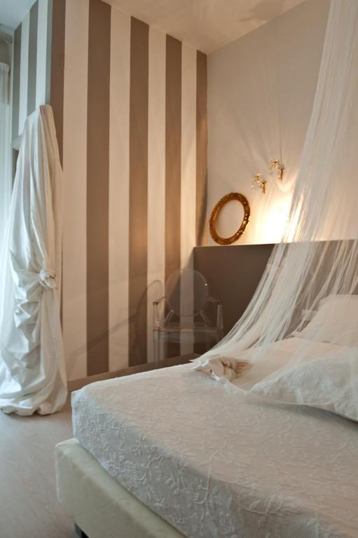 Camera Matrimoniale/Doppia con Letti Singoli con Balcone e Vista Mare