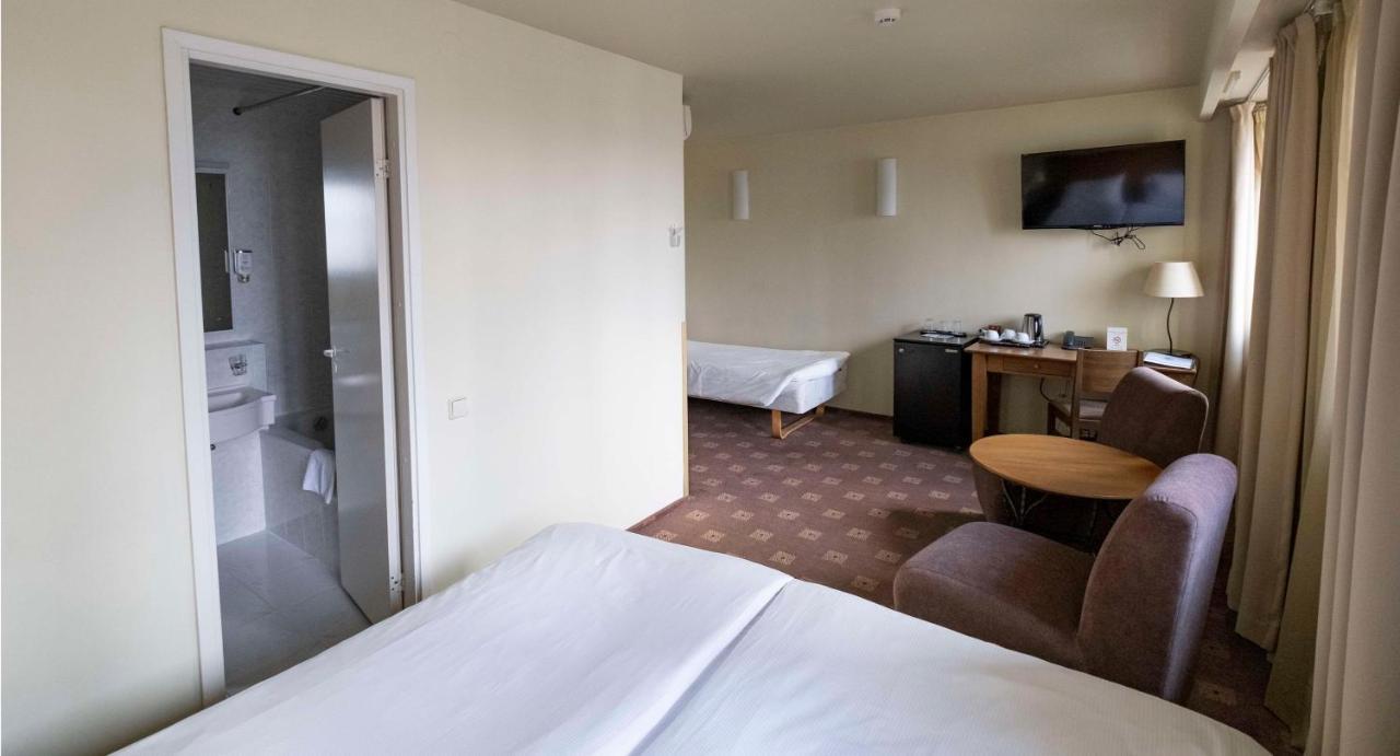 Dreibettzimmer mit 3 Einzelbetten