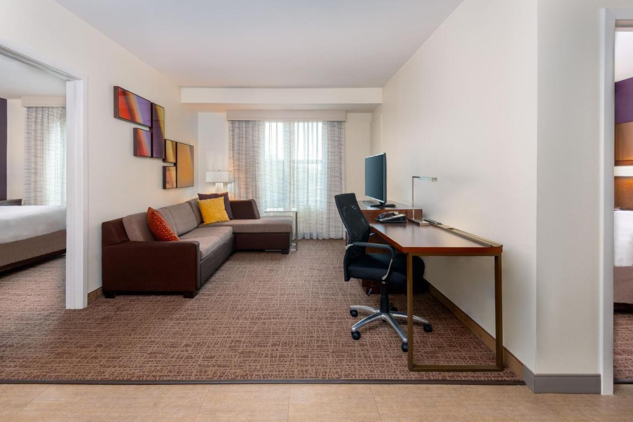 Two-Bedroom Suite
