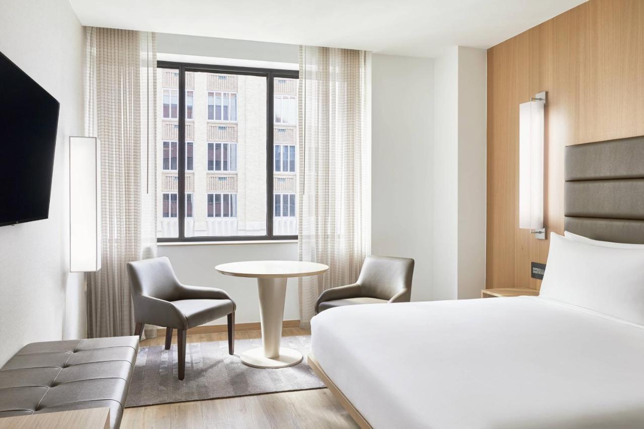 King Room - Hearing Accessible