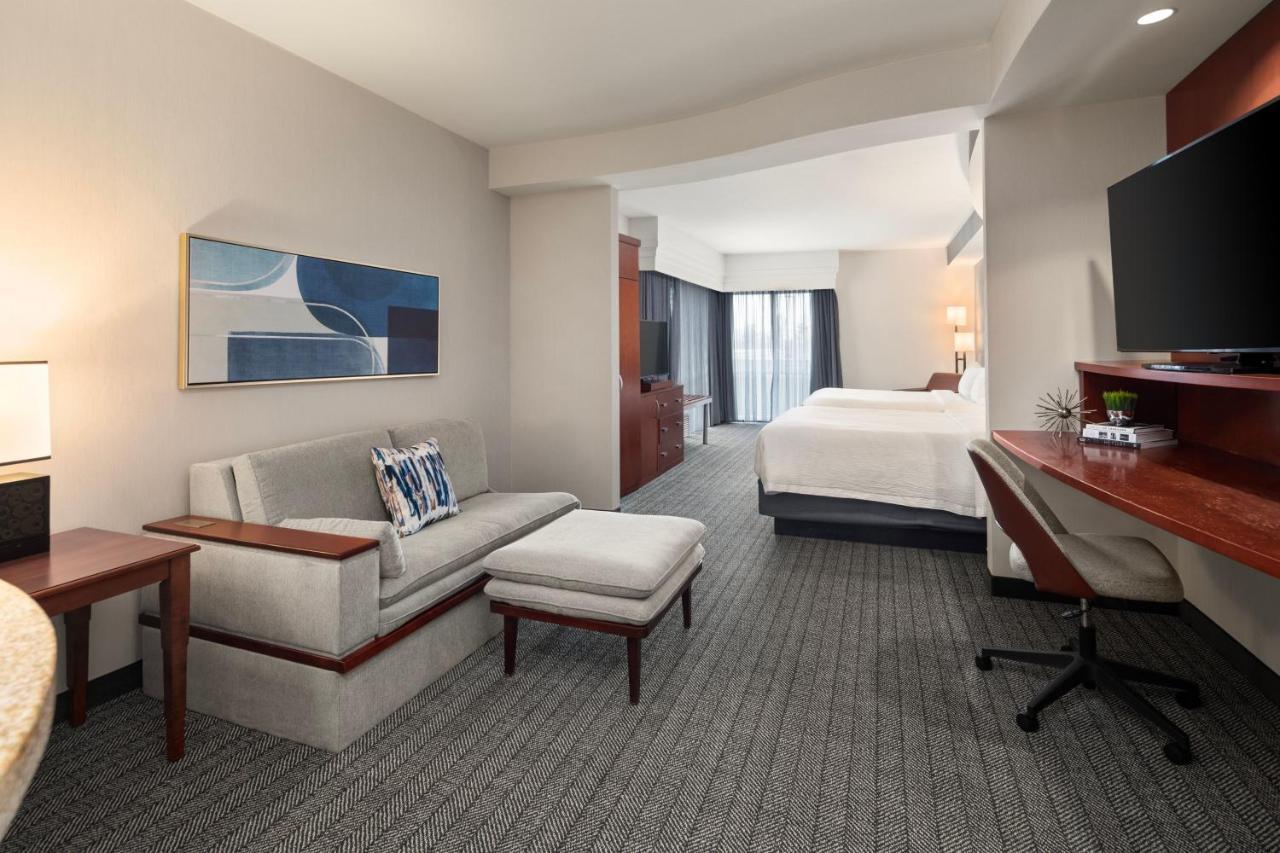 Queen Suite with Two Queen Beds and Sofa Bed
