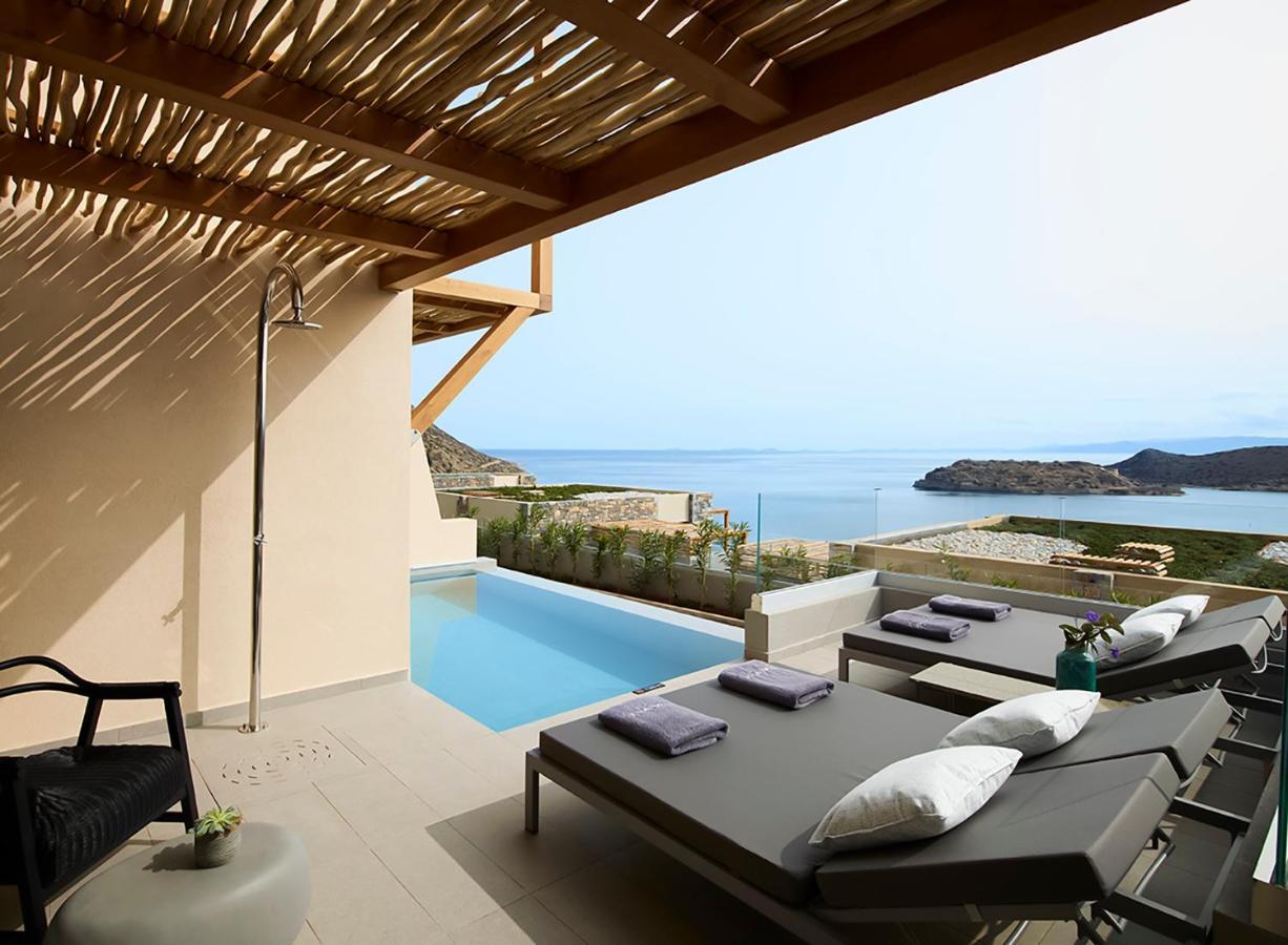 Prestige 3 Bedroom Family Pool Suite Sea View