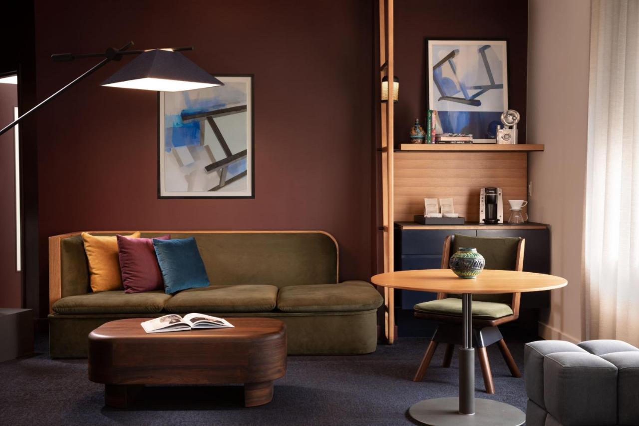 Studio King Suite, Junior Suite, 1 King, Sofa bed