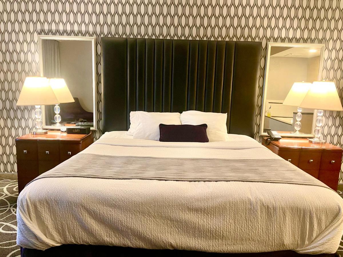 King Room with Spa Bath