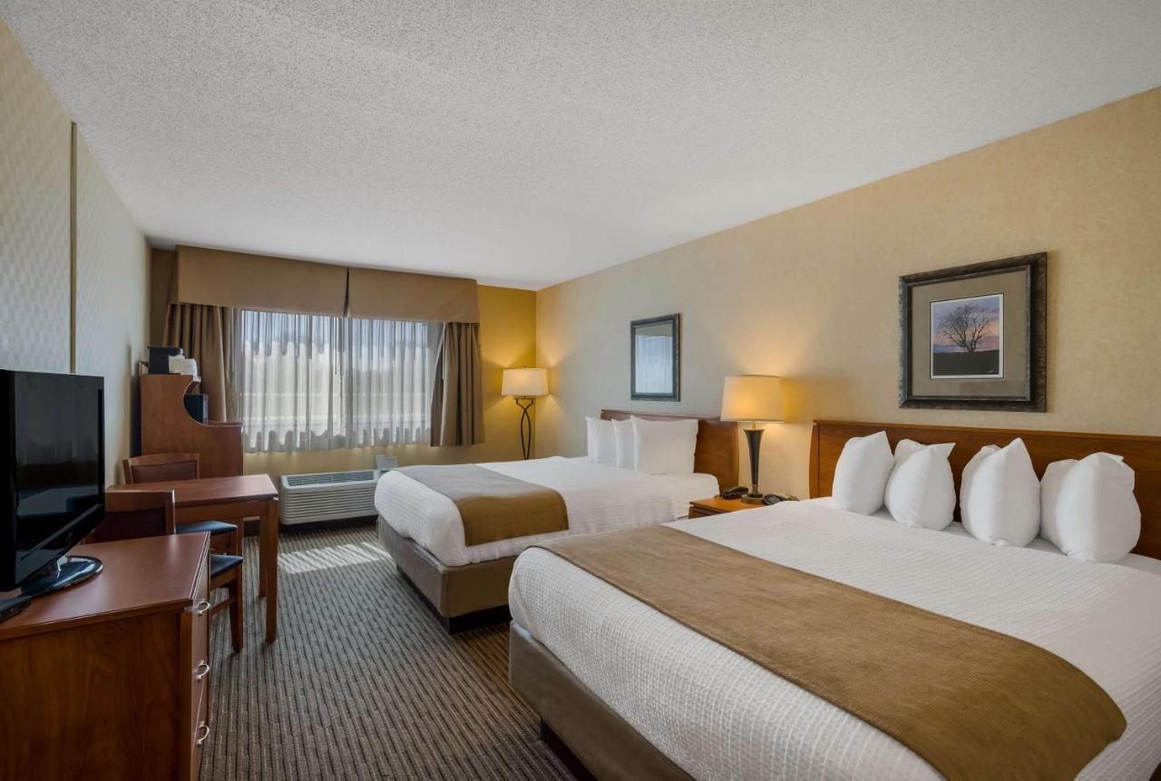 Queen Room with Two Queen Beds - Communication Assistance