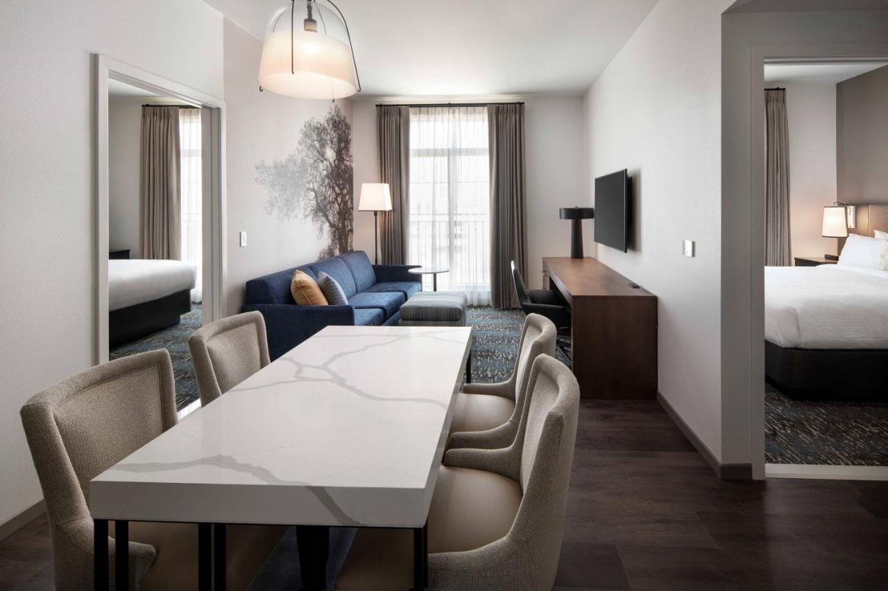 2 Bedroom Suite