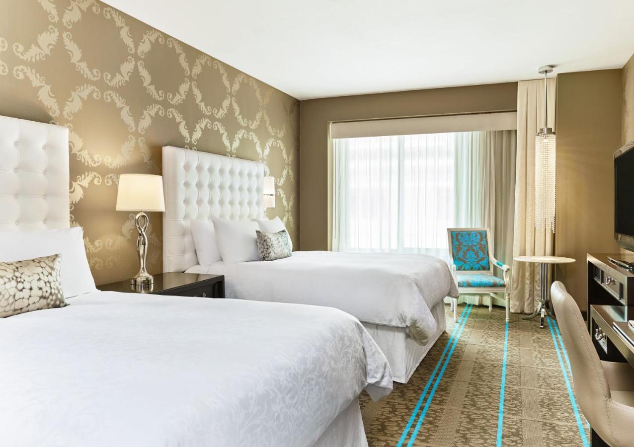 Concierge level, Guest room, 2 Queen