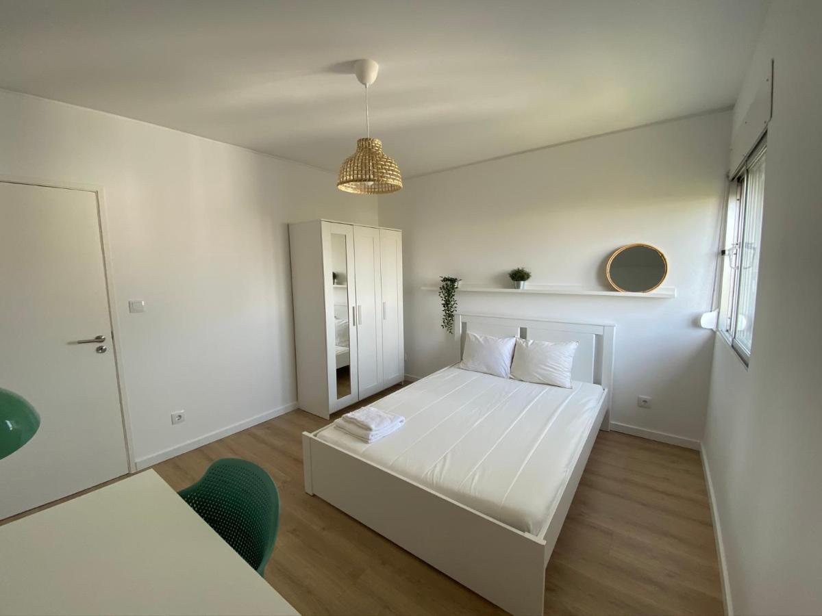 Quarto Duplo com Casa de Banho Privada Externa