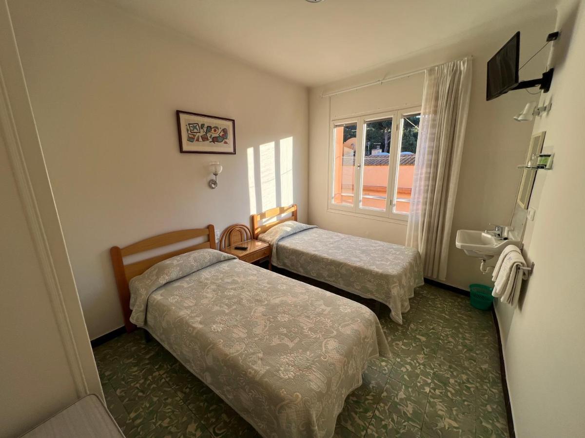 Chambre Double avec Salle de Bains Commune