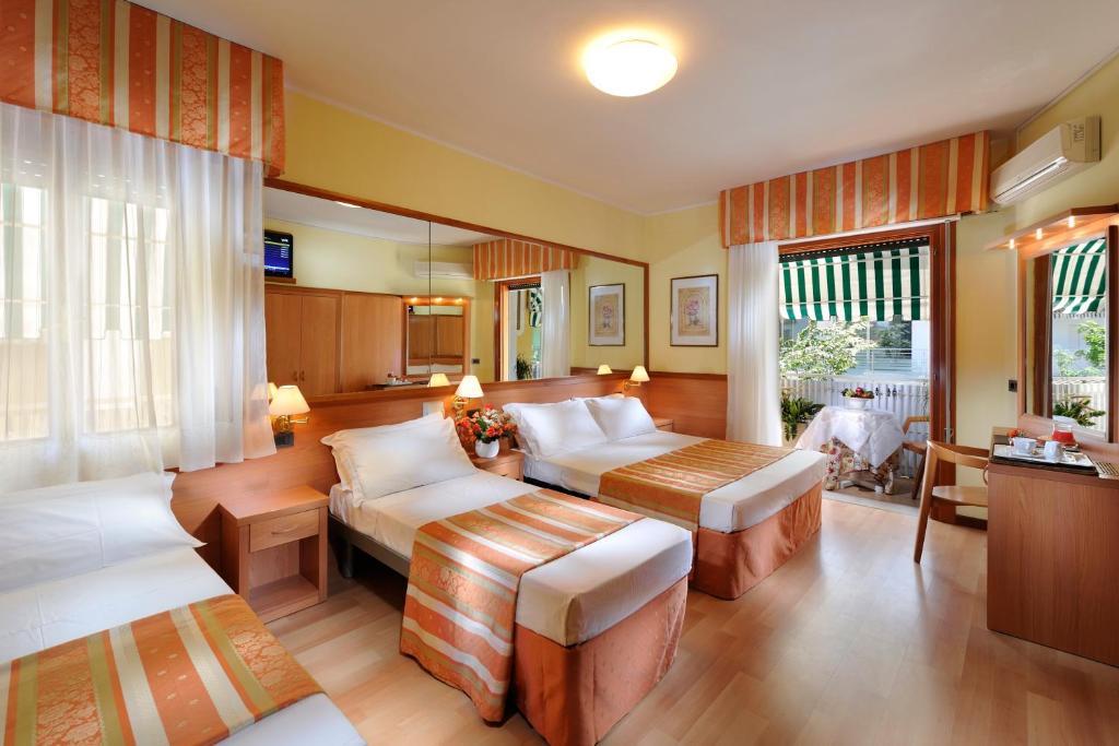 Camera Quadrupla con Letto Supplementare