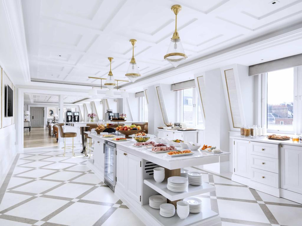 Suite Júnior Club
