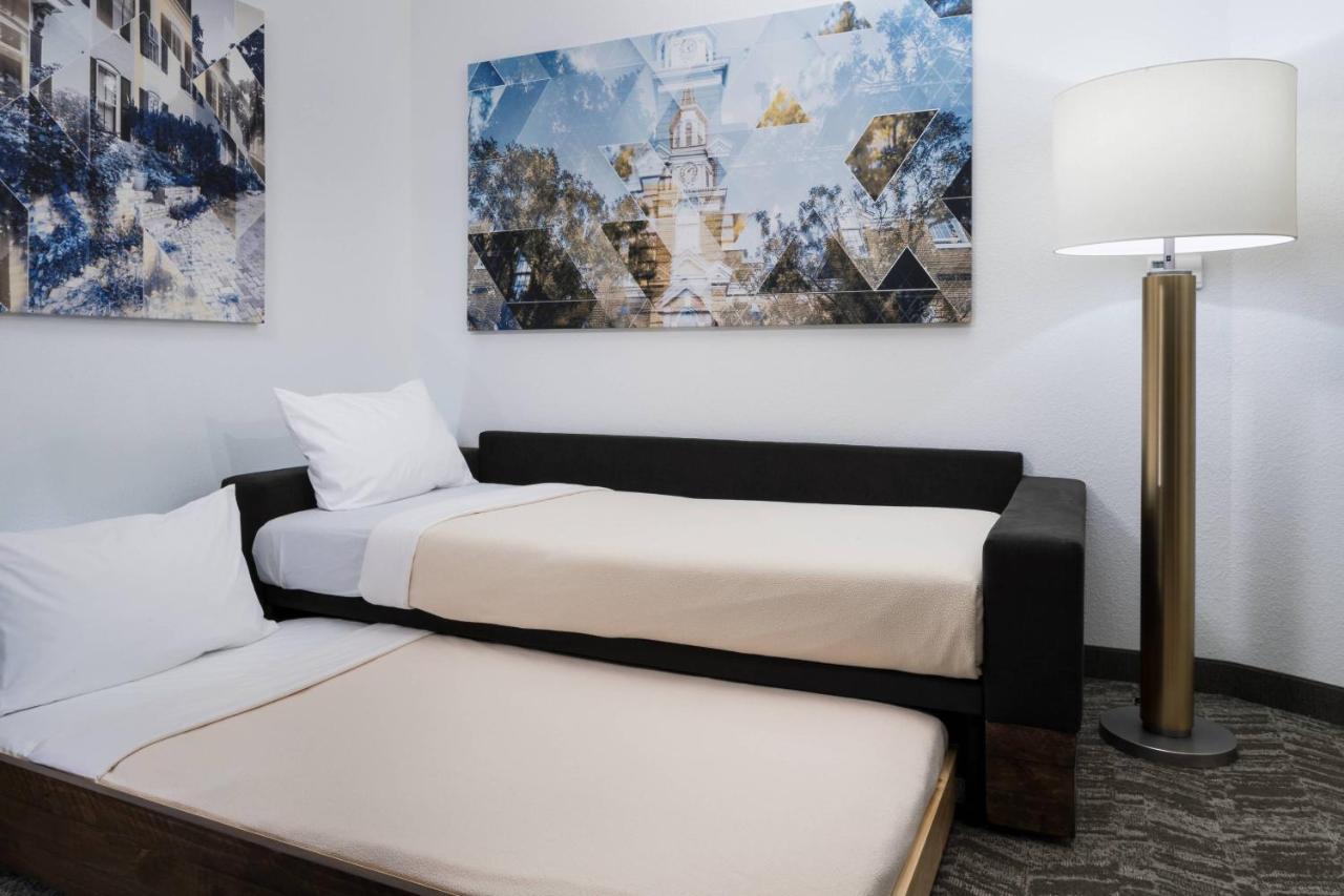 King Suite with Sofa Bed