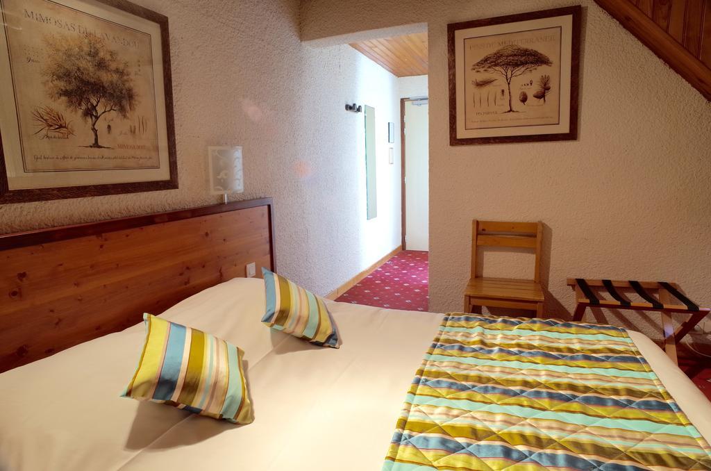 Chambre Double Classique – Côté Lac