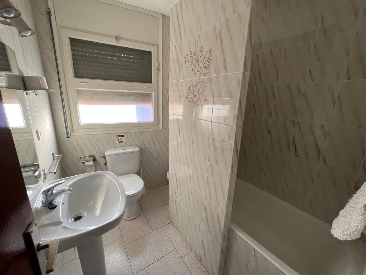 Chambre Quadruple avec Salle de Bains Commune